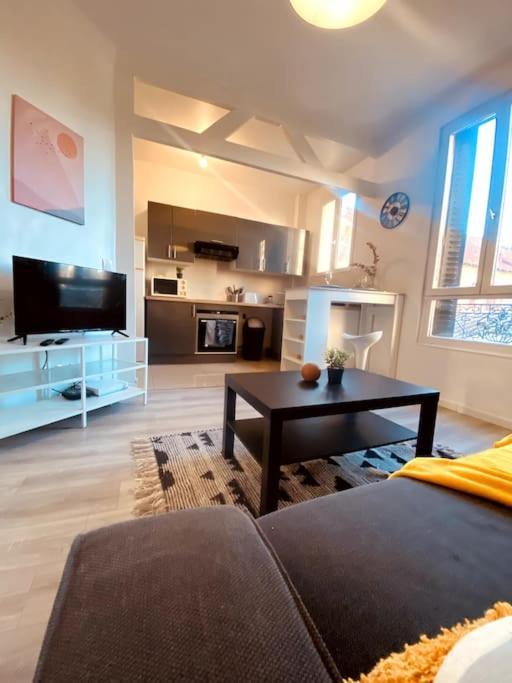 Апартаменти Proche Paris-Calme-Wifi-Netflix Вільжуїф Екстер'єр фото